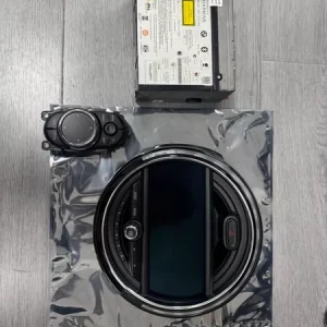 mini cooper genuine 8.8" touch monitor with evo head unit and controller assembly