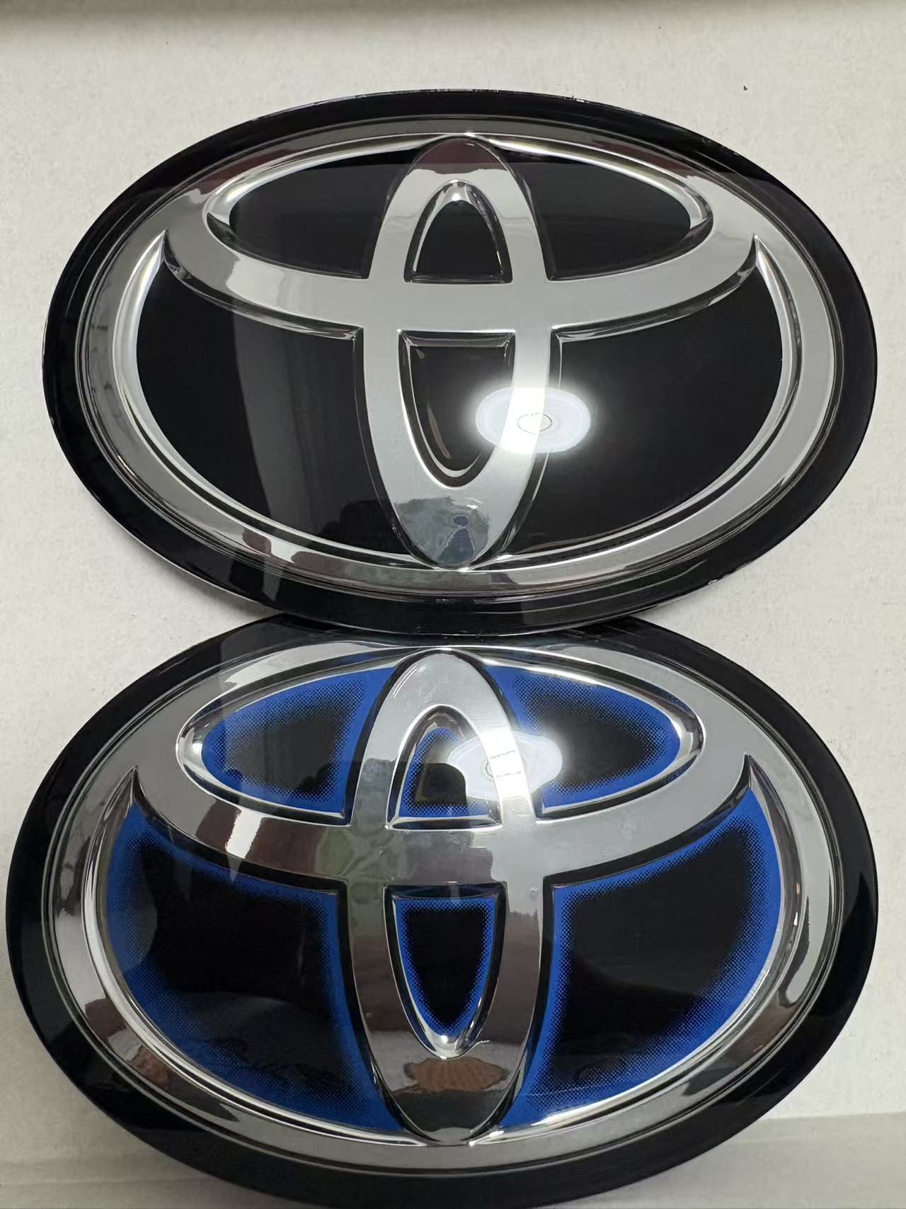 53141-47030 Prius 2016 2019 Front Grille Radar Emblem 53141 42020 53141 0R020 VIN Check Available Genuine OEM Tested Fits Toyota | Genuine OEM & Tested