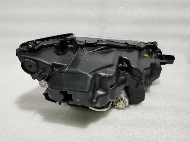 RC200 RC300 RC350 LED Headlight Assembly Genuine OEM Take off VIN Check Available Fits Lexus | Genuine OEM & Tested