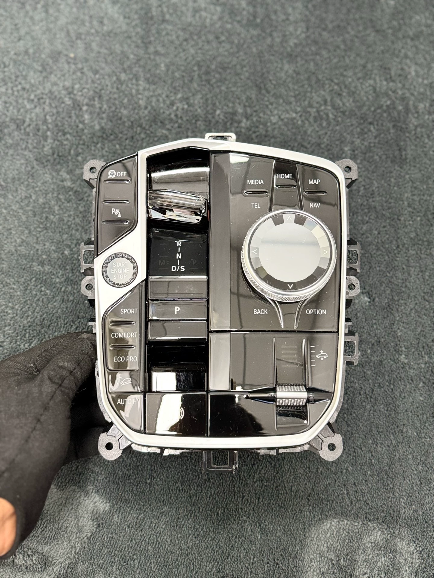 bmw x5 g05 x6 g06 x7 g07 genuine center shifter gear console base assembly bmw x5 g05 x6 g06 x7 g07 genuine center shifter gear console base assembly