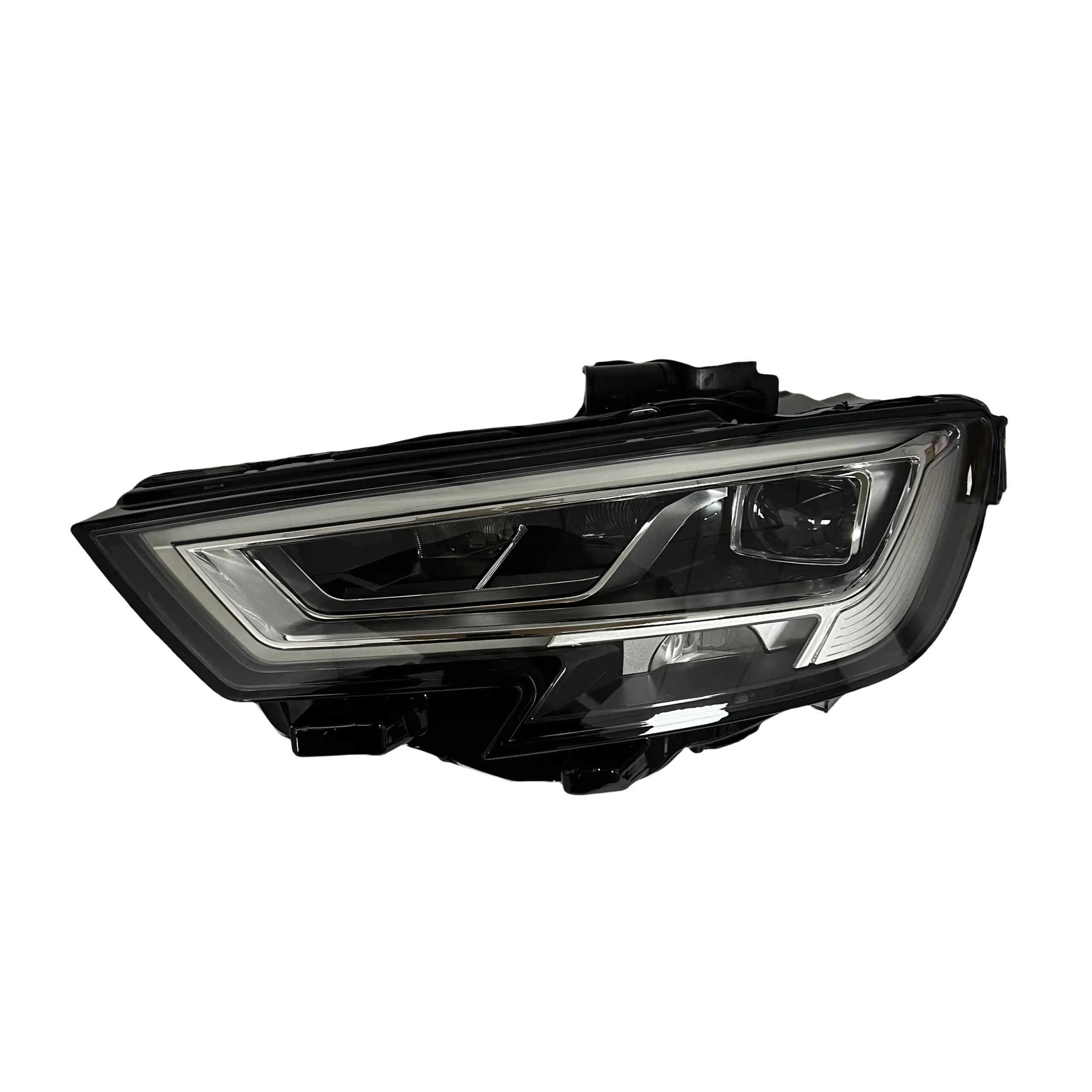 1 unidade de farol led para audi a3 s3 2017 2018 2019 2020, versão europeia. 1 unidade de farol LED para A3 S3 2017 2018 2019 2020, versão europeia. Fits Audi