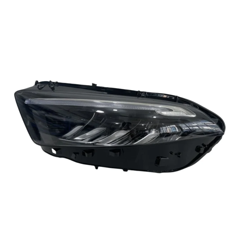 1 unidade de farol led para mercedes benz w177 x177 classe a 2023 2024 2025, version ue. 1 unidade de farol LED para -Benz W177 X177 Classe A 2023 2024 2025, version UE. Fits Mercedes