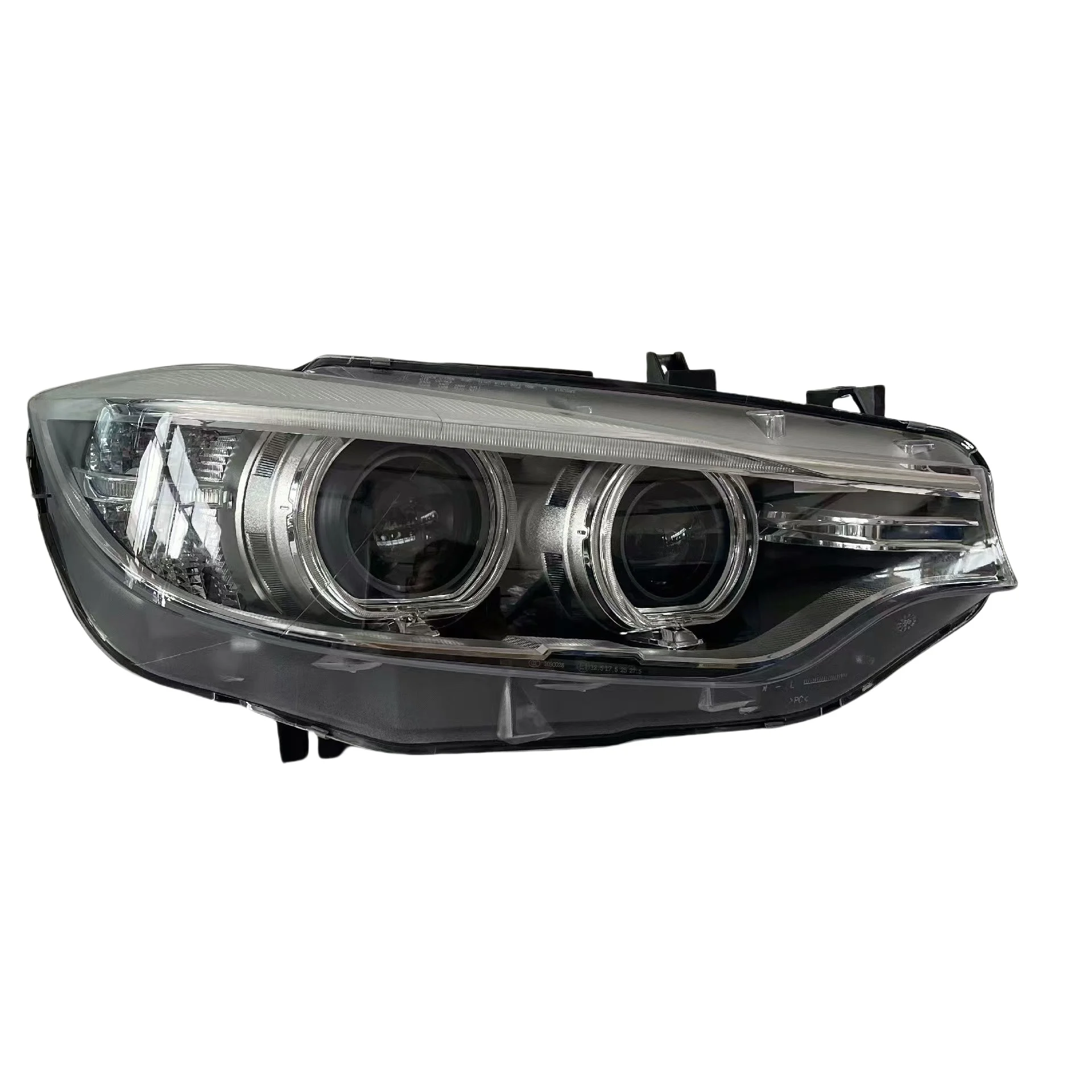 1 unidade de farol para bmw f32 série 4 f33 f36 2014 2016, farol xenon sem função adaptativa, sem afs, versão ue. 1 unidade de farol para F32 Série 4 F33 F36 2014-2016, farol xenon sem função adaptativa, sem AFS, versão UE. Fits BMW