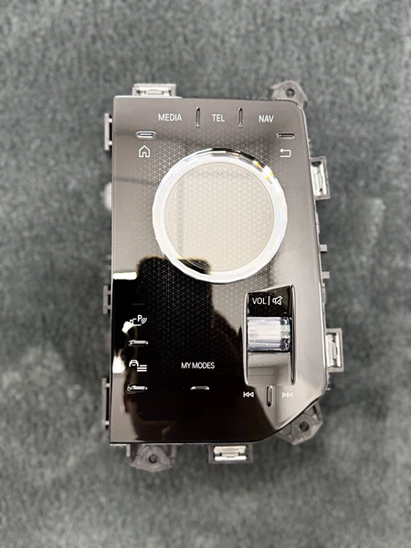 bmw g68 g70 genuine crystal multimedia idrive rotary controller knob assembly bmw g68 g70 genuine crystal multimedia idrive rotary controller knob assembly