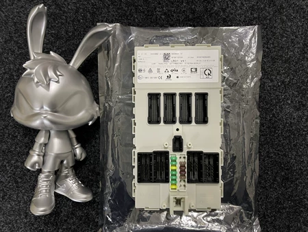 bmw f chassis brand new genuine bdc body domain controller ecu v41 bmw f chassis brand new genuine bdc body domain controller ecu v41
