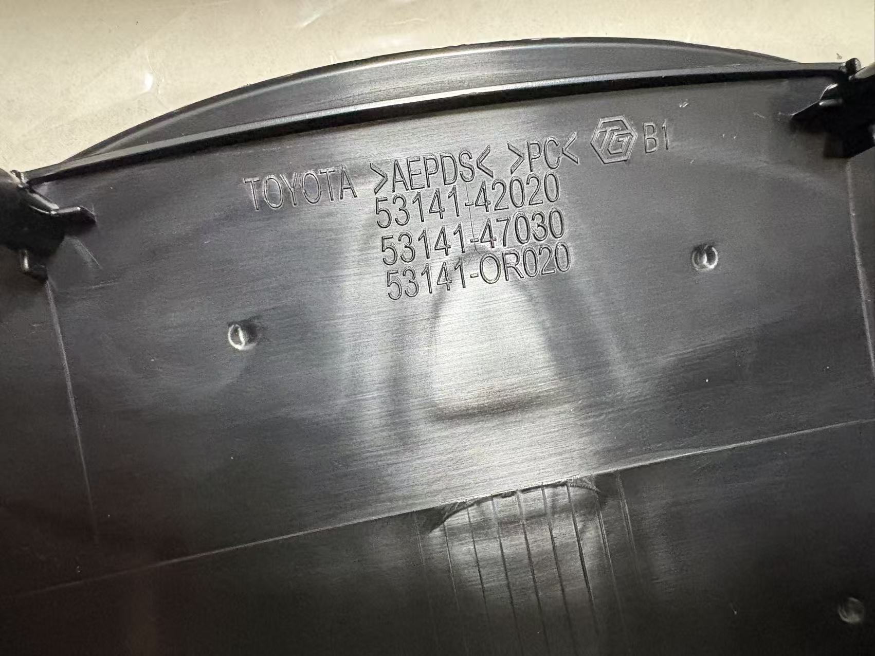 53141-47030 Prius 2016 2019 Front Grille Radar Emblem 53141 42020 53141 0R020 VIN Check Available Genuine OEM Tested Fits Toyota | Genuine OEM & Tested