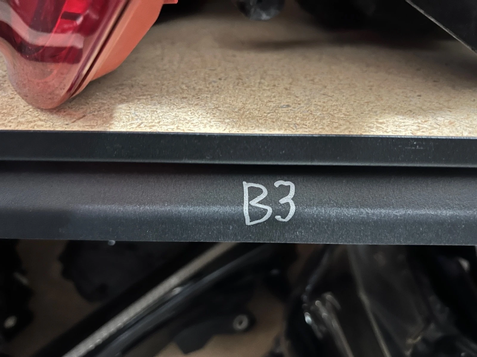 Lexus ES, RX 2019-2025 Compatible Replacement Emblem Badge 53141-33170 Lexus ES, RX 2019-2025 Compatible Replacement Emblem Badge 53141-33170 - detail image 5