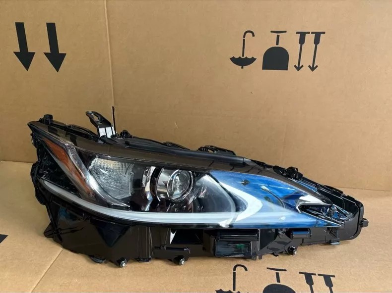 Used OEM Lexus ES LED headlight front view 81145-33F10 81145-33F11