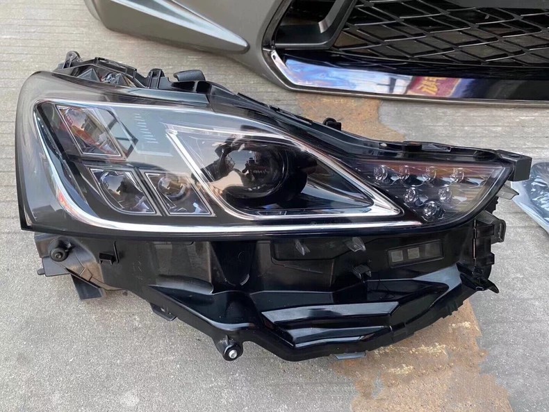 2017 Lexus IS300 High-Grade LED headlight assembly, European Version, used genuine OEM