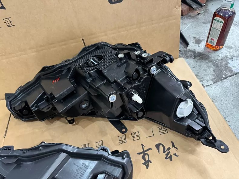 2022-2026 Lexus NX260 NX300h low-trim single-lens LED headlight assembly, used OEM, European version