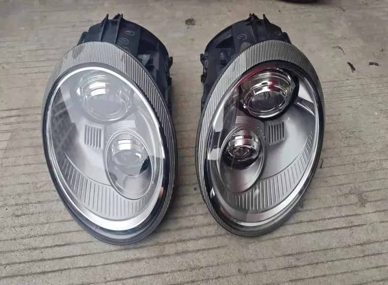 Porsche 911 997.2 Bi-Xenon Headlight Right Passenger Side 2009-2012 OE 997.631.070.01