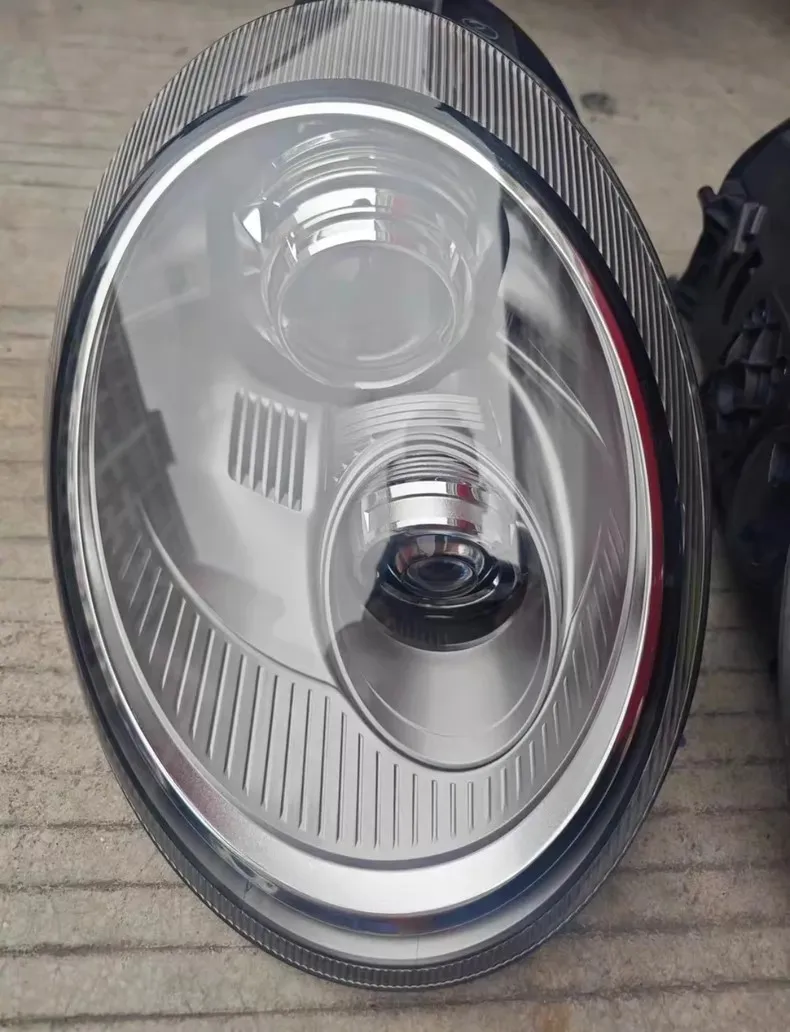 Porsche 911 997.2 Bi-Xenon Headlight Right Passenger Side 2009-2012 OE 997.631.070.01 - Image 3