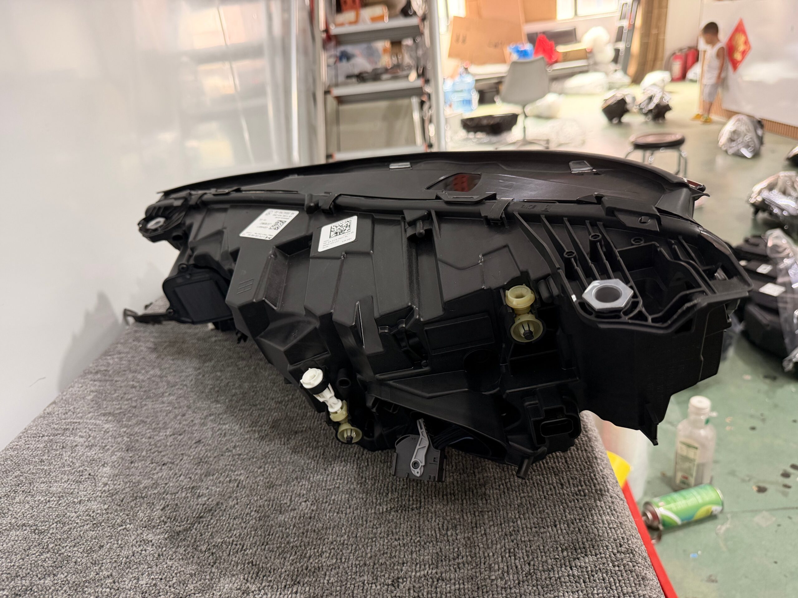 BMW iX I20 LCI 2023-2025 adaptive LED headlight, RHT ECE version - actual part photo, image 9