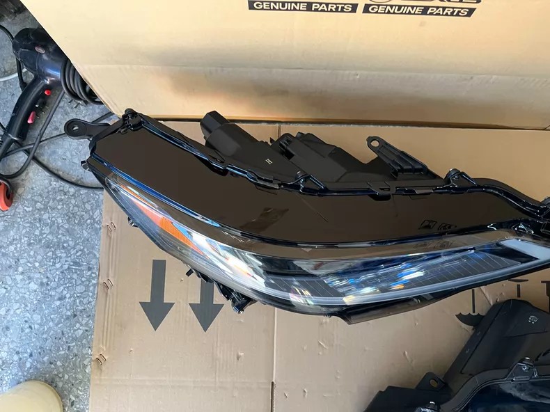 2023-2025 Lexus RX350h high-trim triple-beam headlight assembly, used OEM, European version