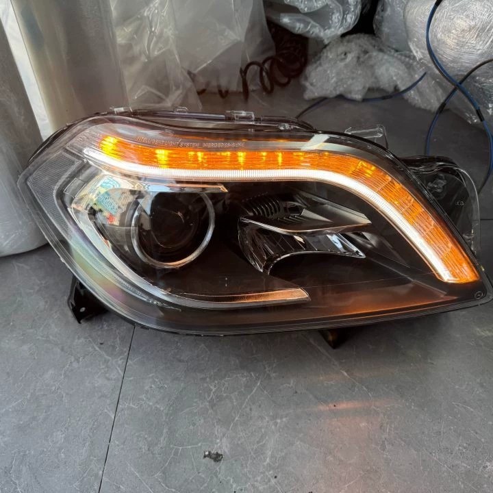 Mercedes-Benz GL / GLS X166 2013-2015 Bi-Xenon headlight - image 2
