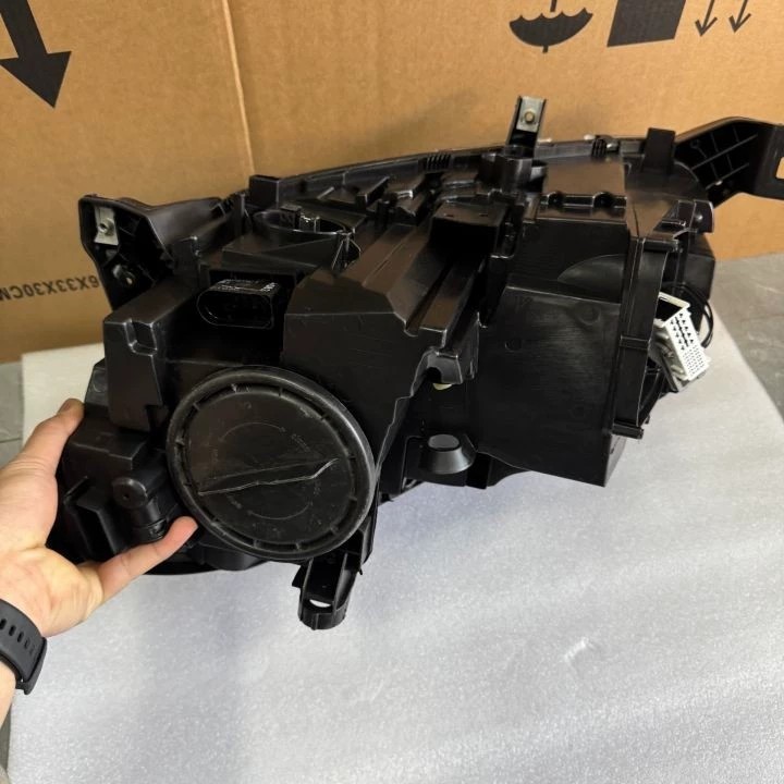 Mercedes-Benz GL / GLS X166 2013-2015 Bi-Xenon headlight - image 7