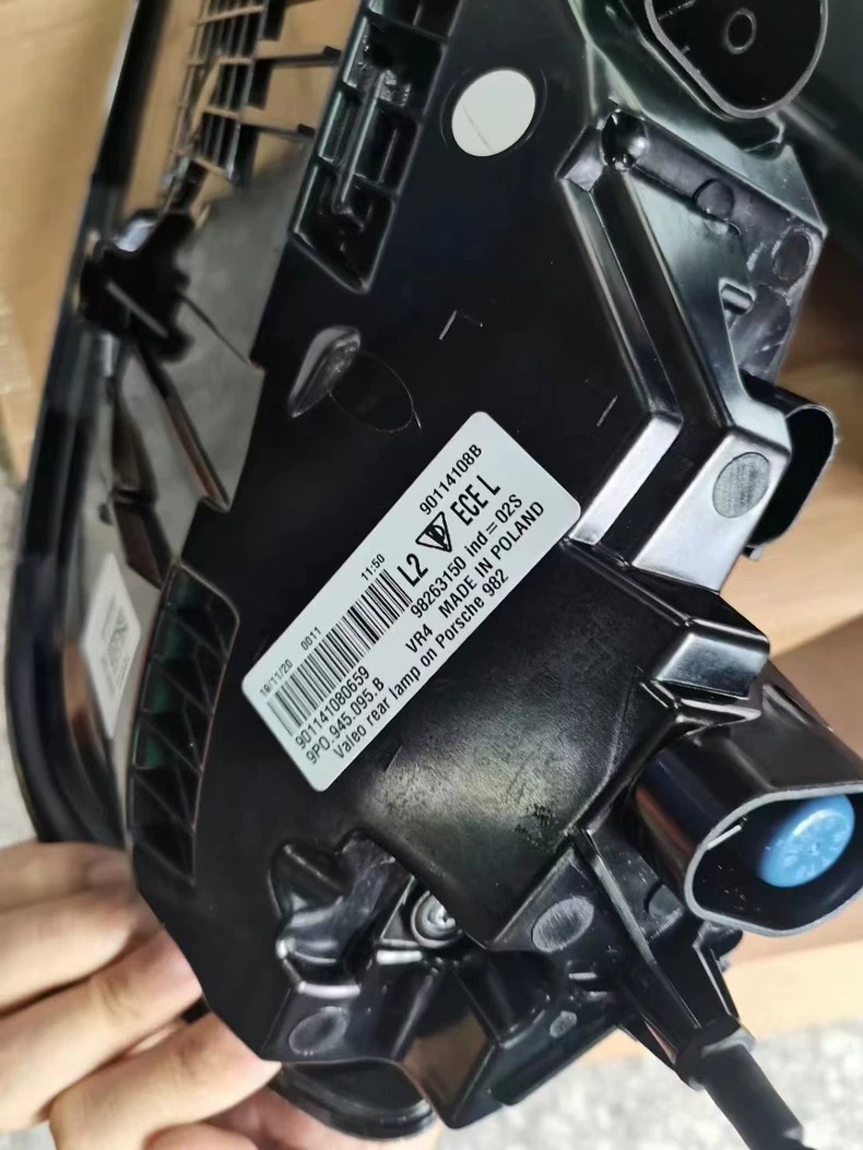 OE label detail: 9P0.945.095 B, L2, Valeo, Made in Poland