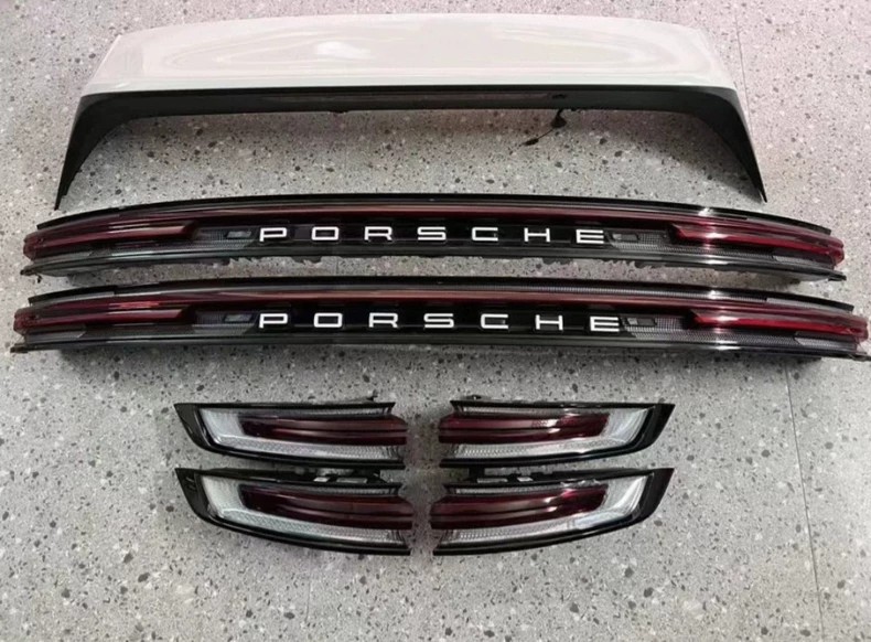 Porsche Cayenne 9YA rear tail light set, complete set of parts