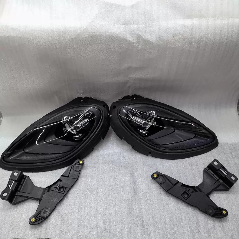 Porsche Macan 2019-2021 LED headlight OE 95B941079Q / 95B941080Q - image 2