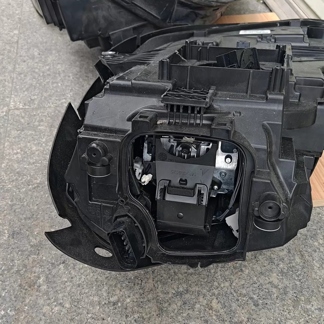Porsche Macan 2019-2021 LED headlight OE 95B941079Q / 95B941080Q - image 8