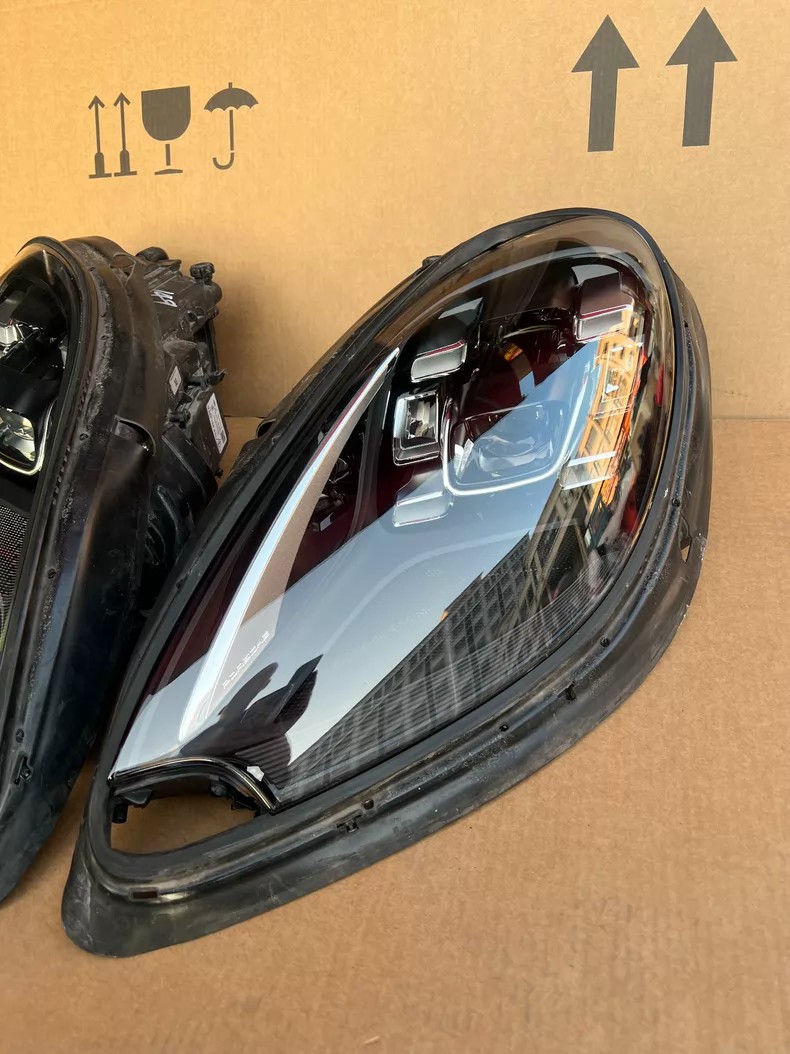 2018 Porsche Macan GTS LED adaptive (PDLS/Matrix) headlight assembly, used OEM take-off