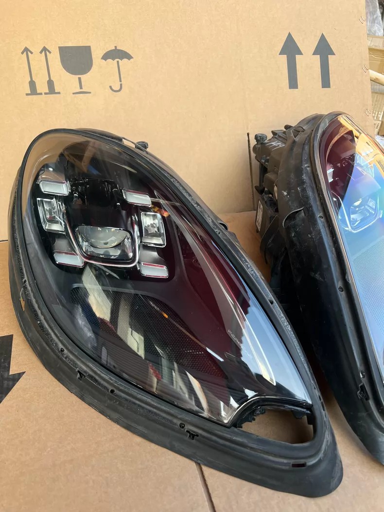 2018 Porsche Macan GTS LED adaptive (PDLS/Matrix) headlight assembly, used OEM take-off