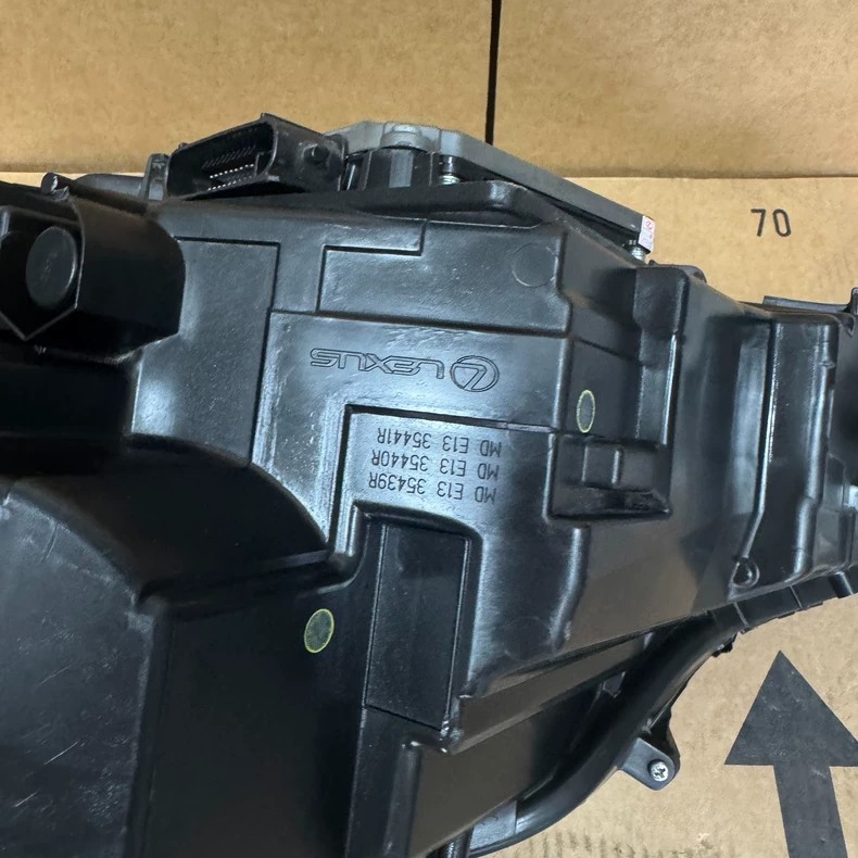 2020-2022 Lexus RX high-trim triple-beam matrix LED headlight assembly, used OEM, European version